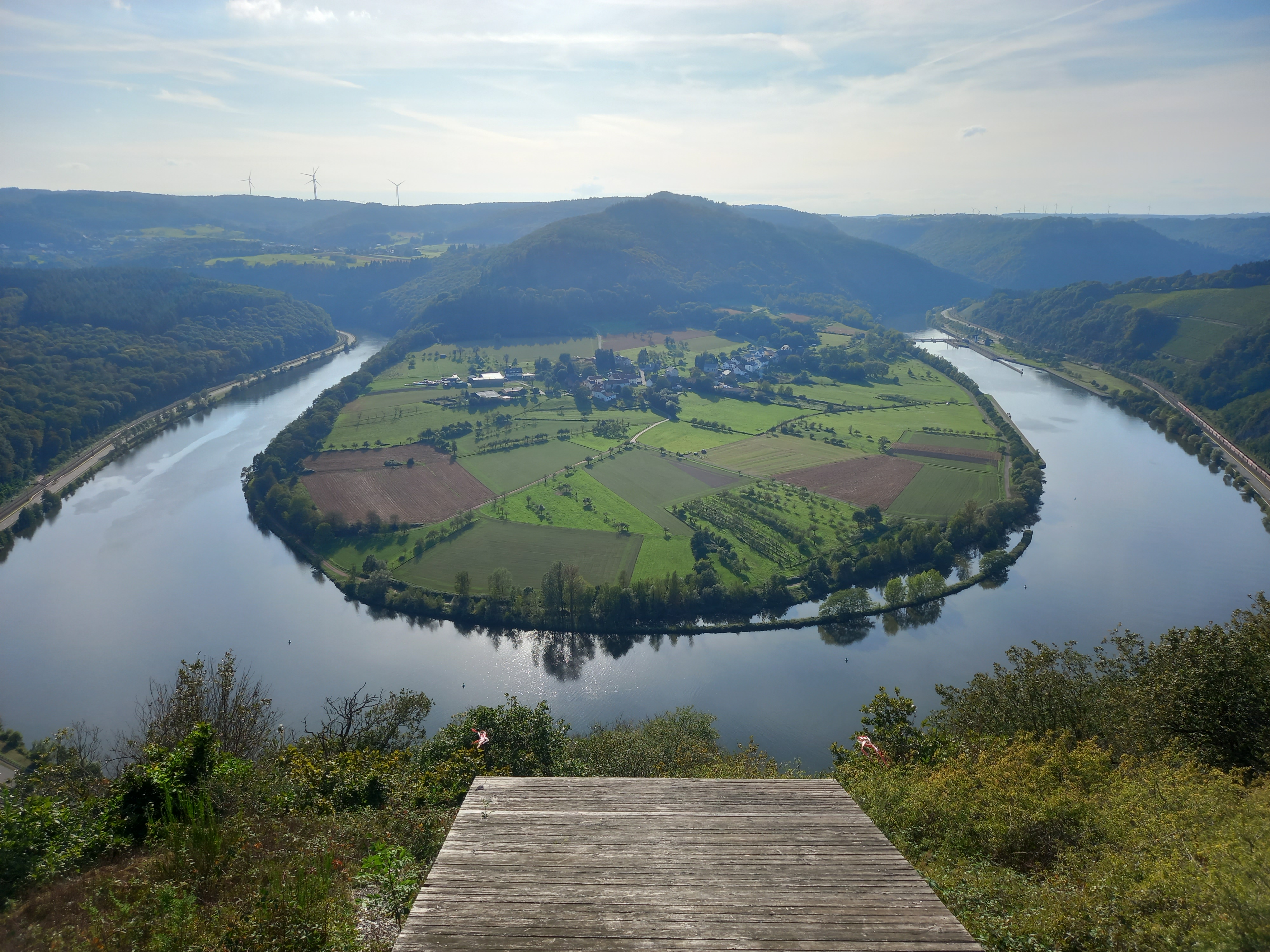 Blick auf die rheinland-pfälzische Saarschleife