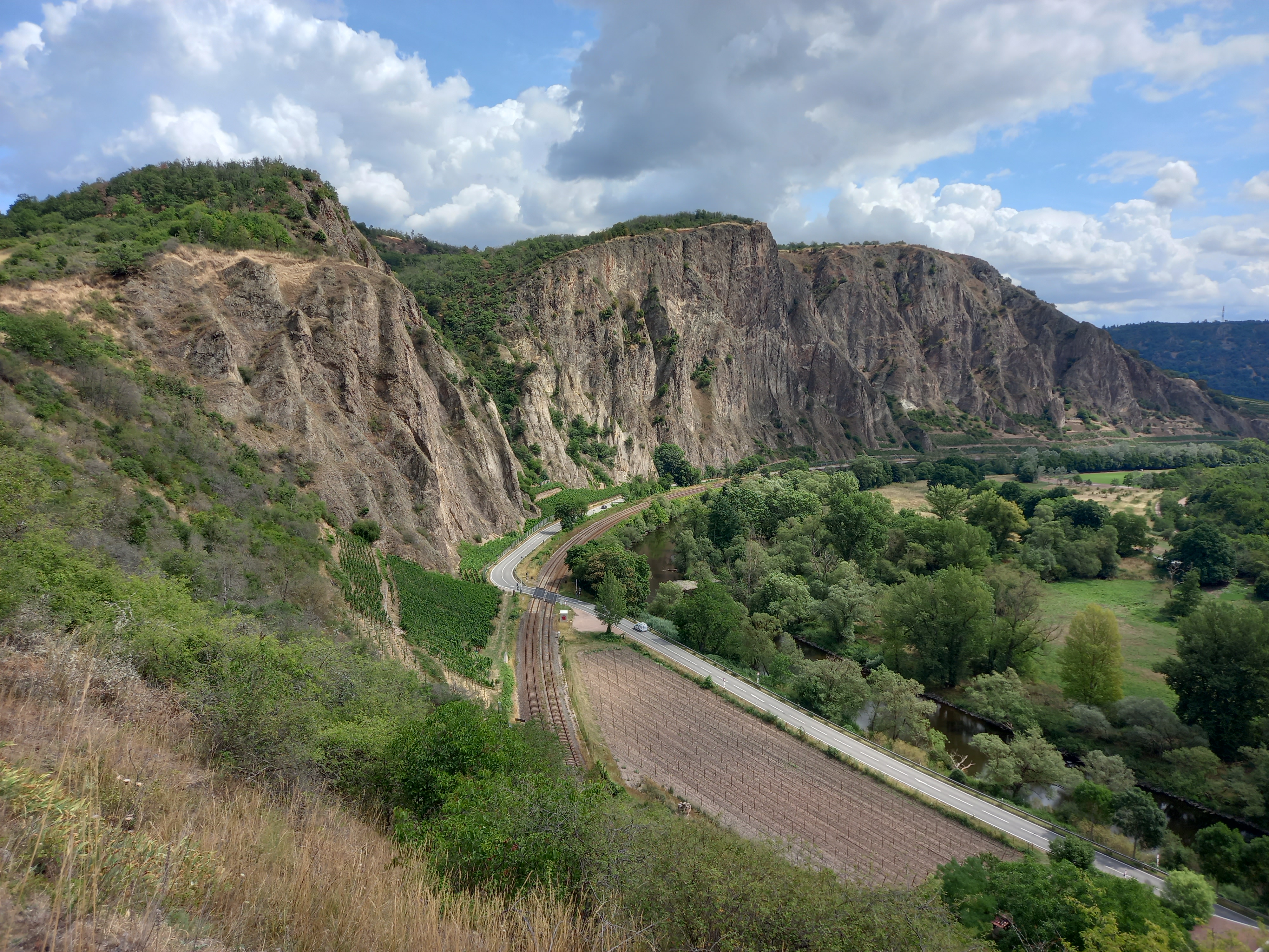 Der Rotenfels bei Bad Münster 